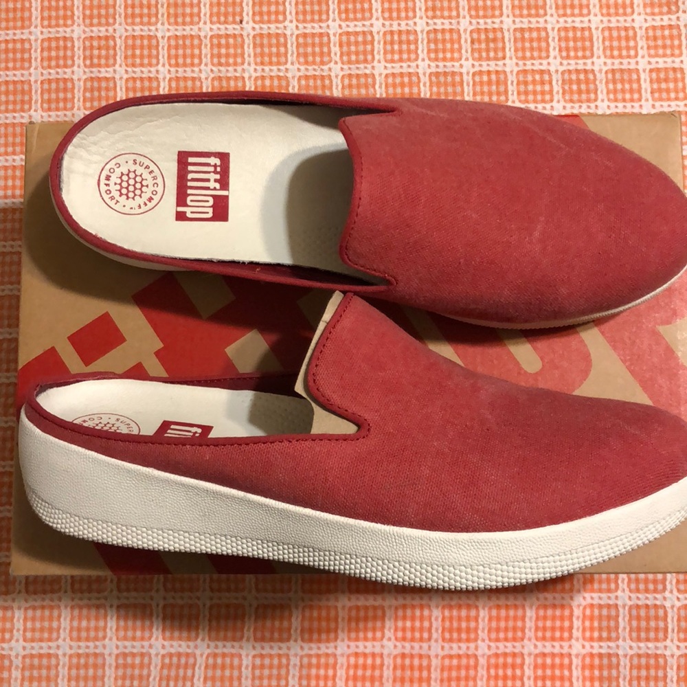 Fitflop superskate slip-ons classic red size 7